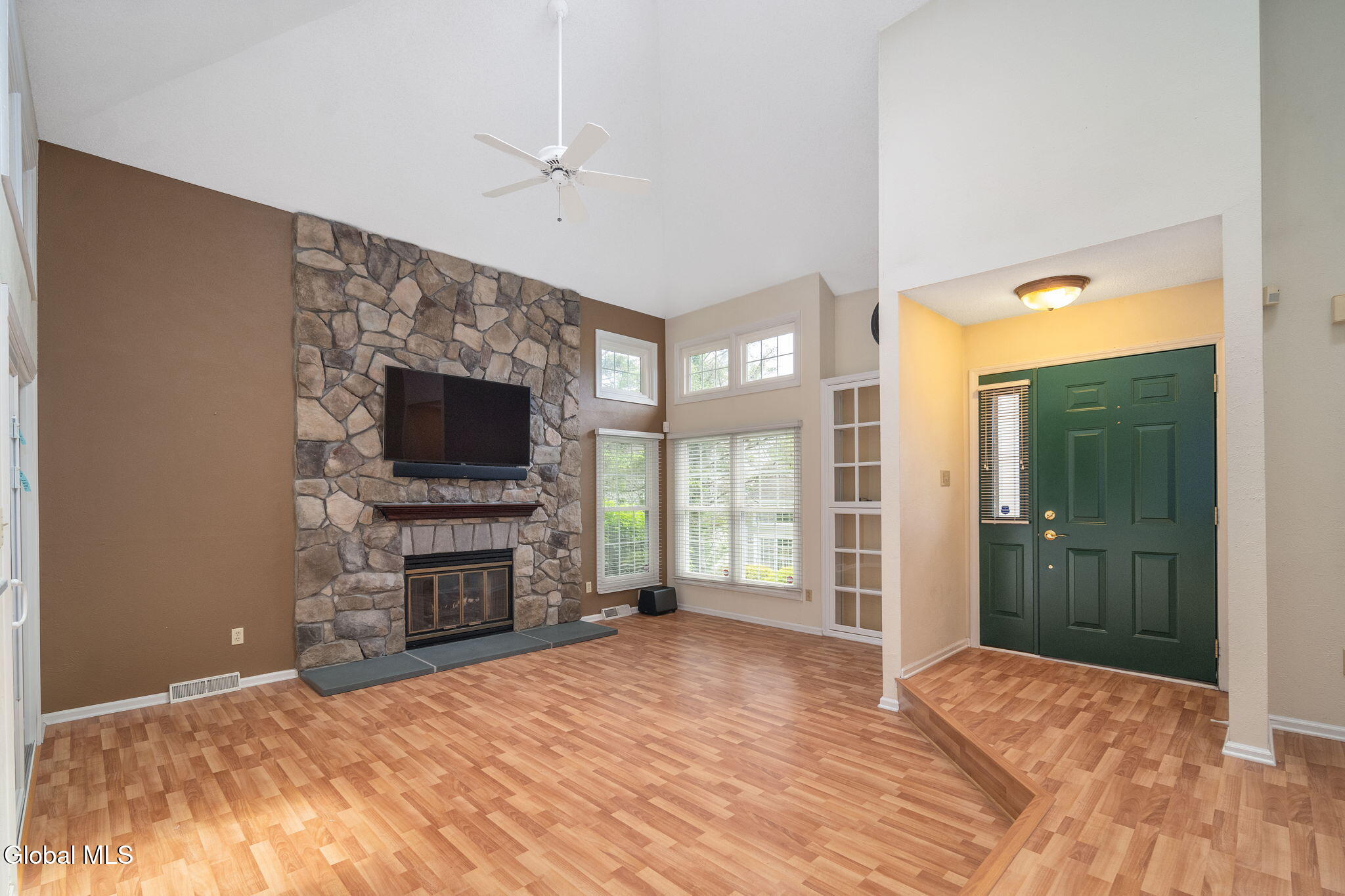 9 Ridgefield Drive Voorheesville NY 12186