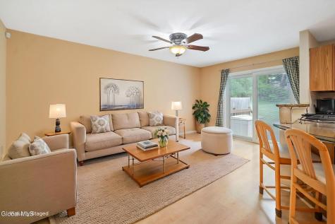 9 Ridgefield Drive Voorheesville NY 12186