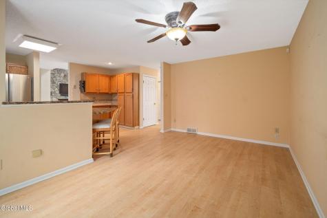 9 Ridgefield Drive Voorheesville NY 12186