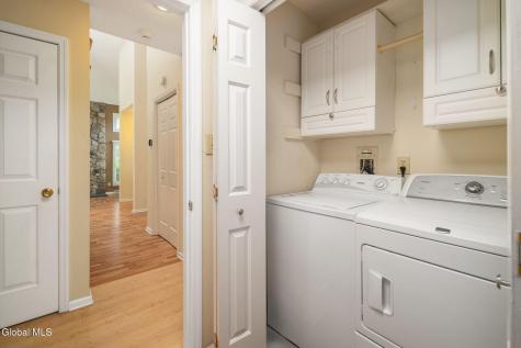 9 Ridgefield Drive Voorheesville NY 12186