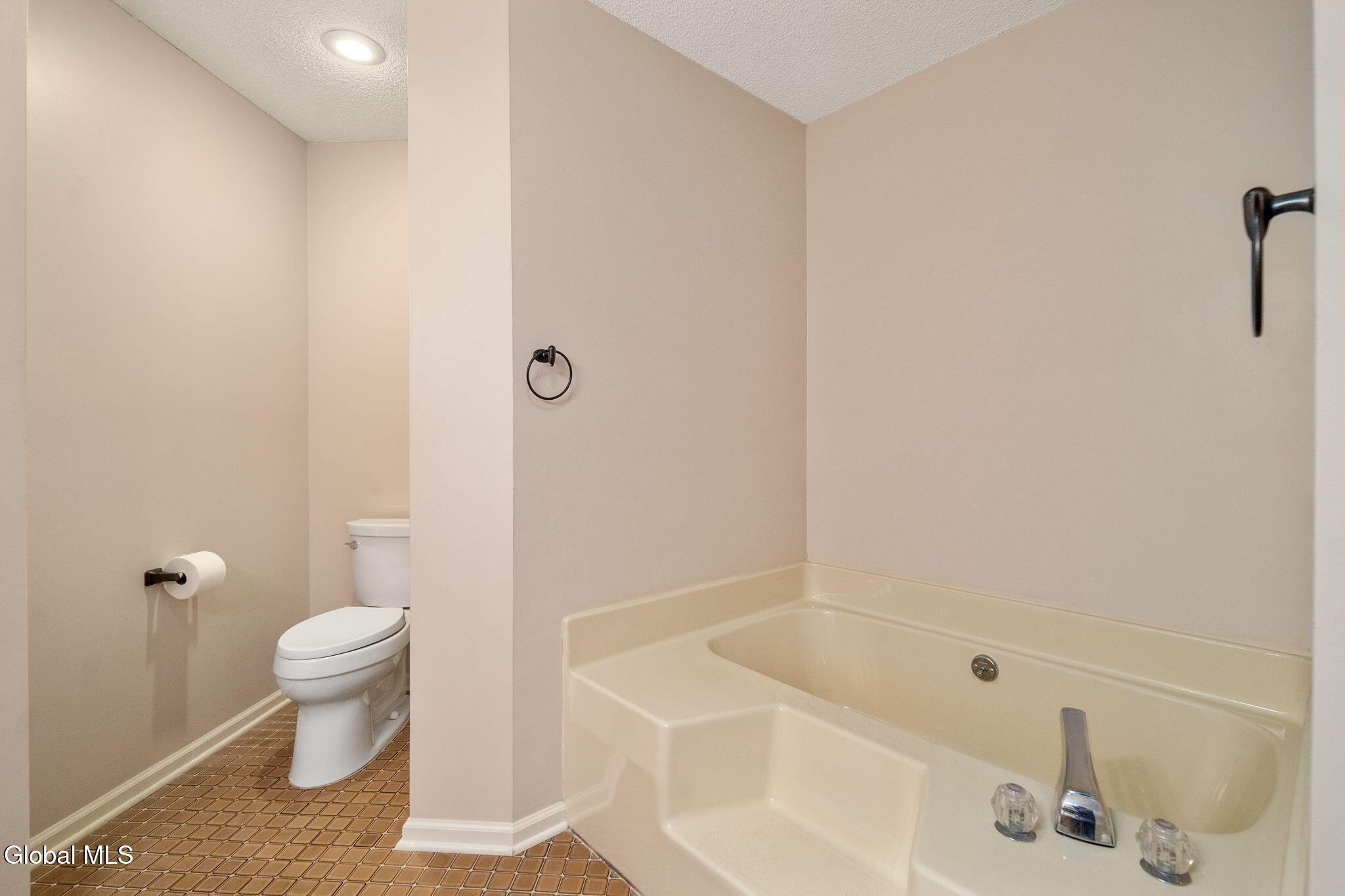 9 Ridgefield Drive Voorheesville NY 12186