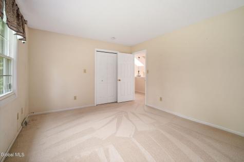 9 Ridgefield Drive Voorheesville NY 12186