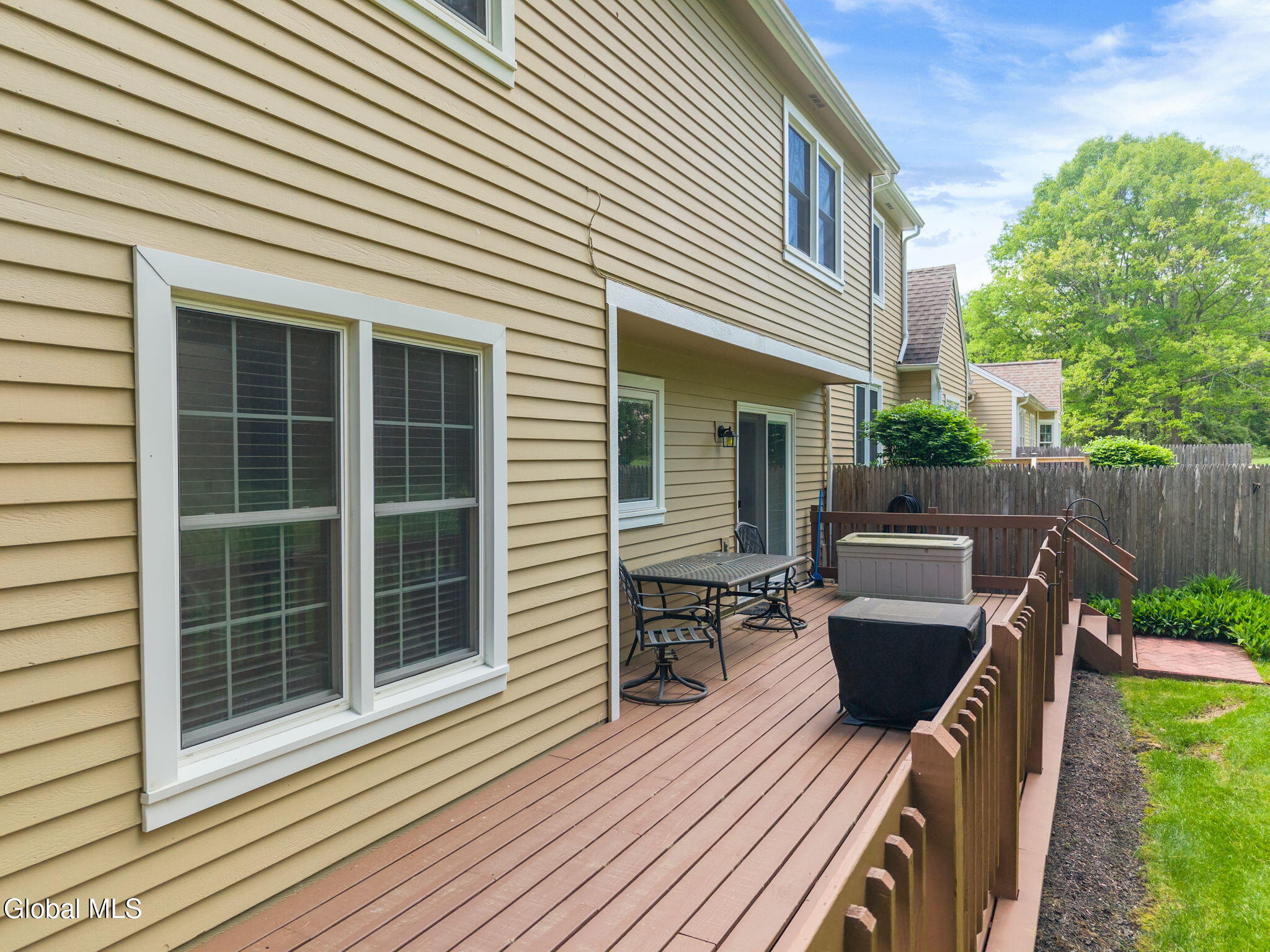 9 Ridgefield Drive Voorheesville NY 12186