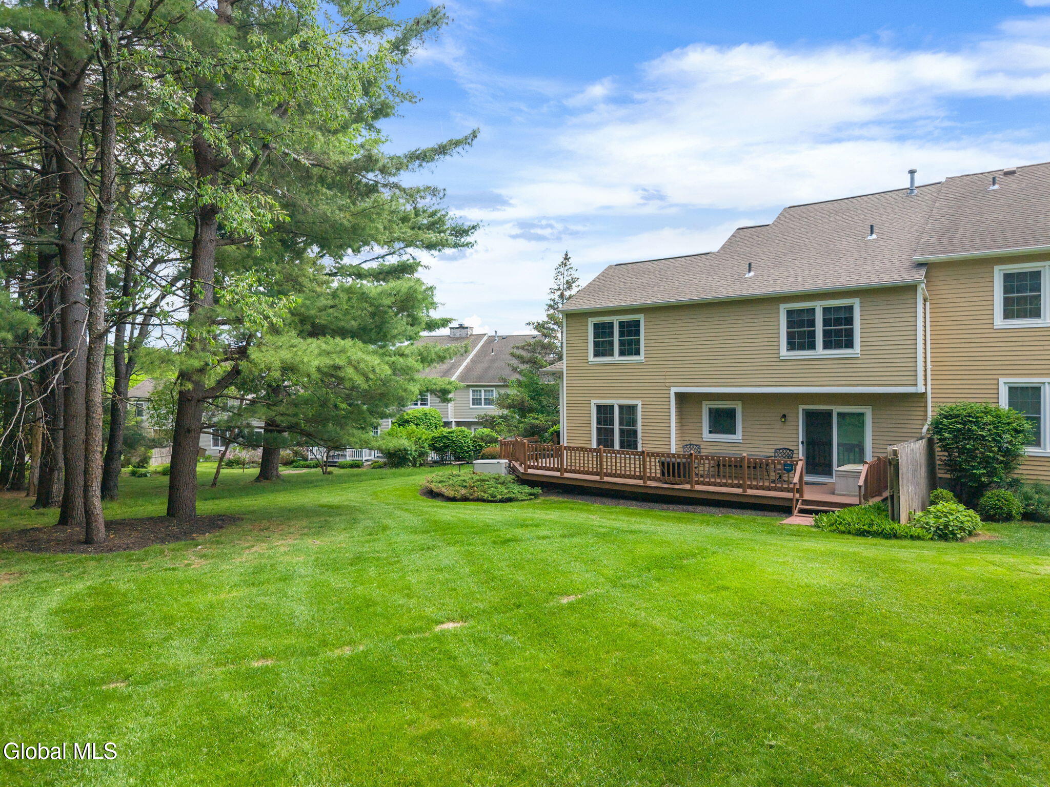 9 Ridgefield Drive Voorheesville NY 12186