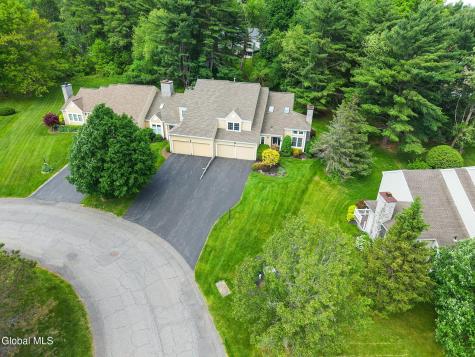 9 Ridgefield Drive Voorheesville NY 12186