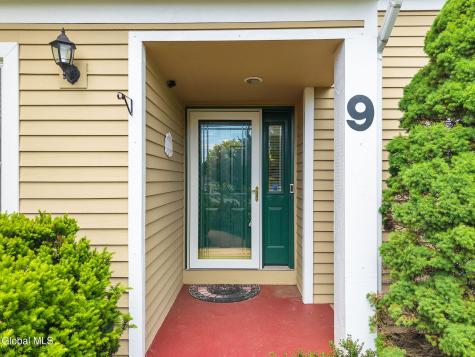 9 Ridgefield Drive Voorheesville NY 12186