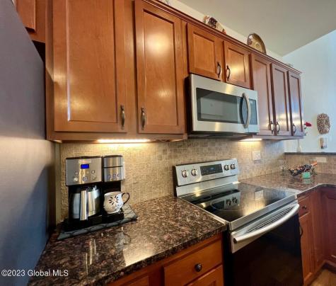 20 Ordelia Lane Round Lake NY 12151