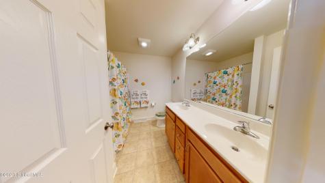 20 Ordelia Lane Round Lake NY 12151