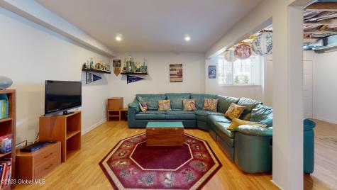 20 Ordelia Lane Round Lake NY 12151