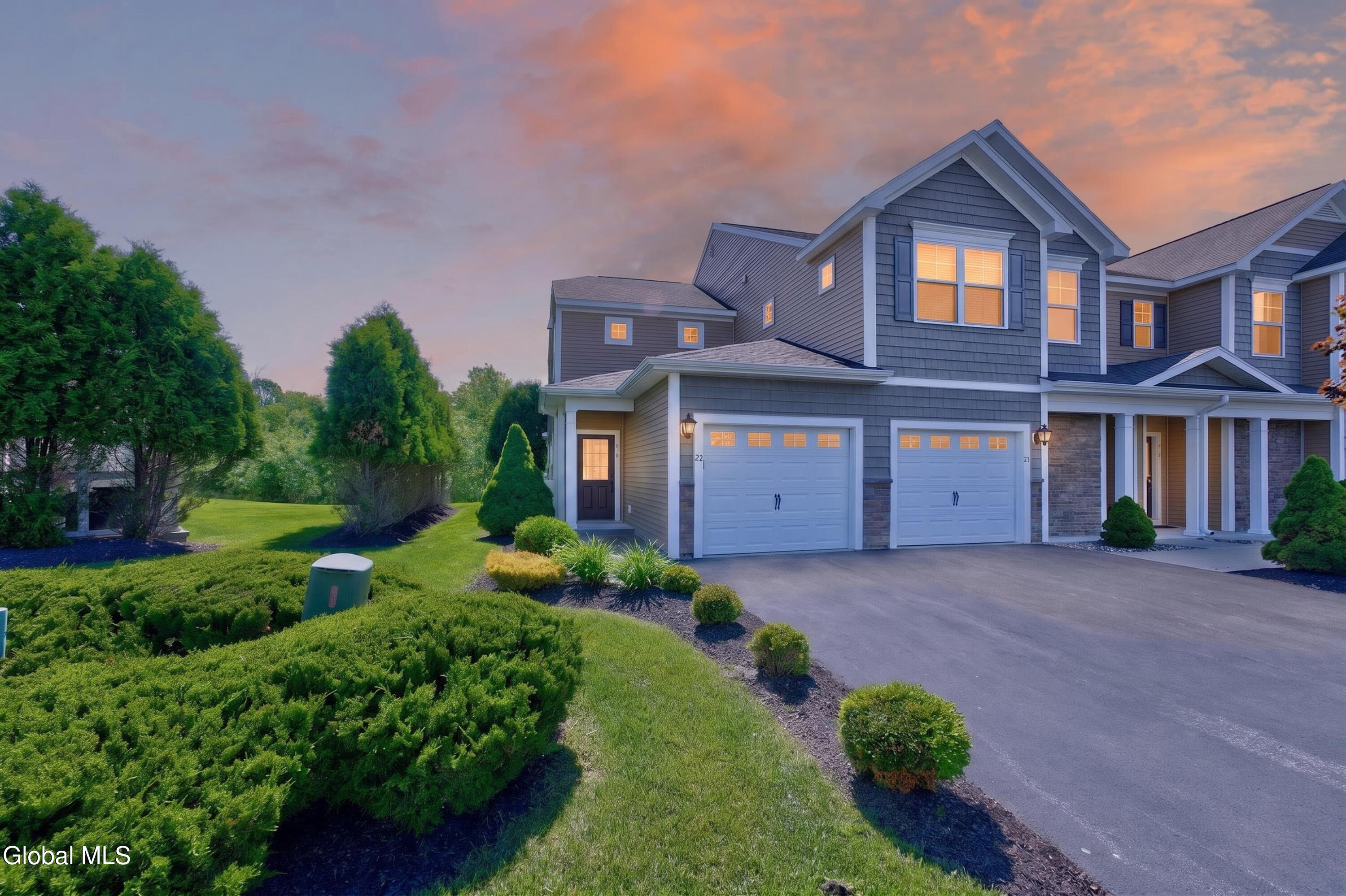 23 Stacey Court Cohoes NY 12047