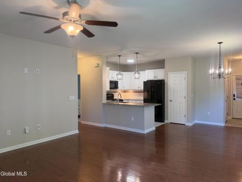 23 Stacey Court Cohoes NY 12047