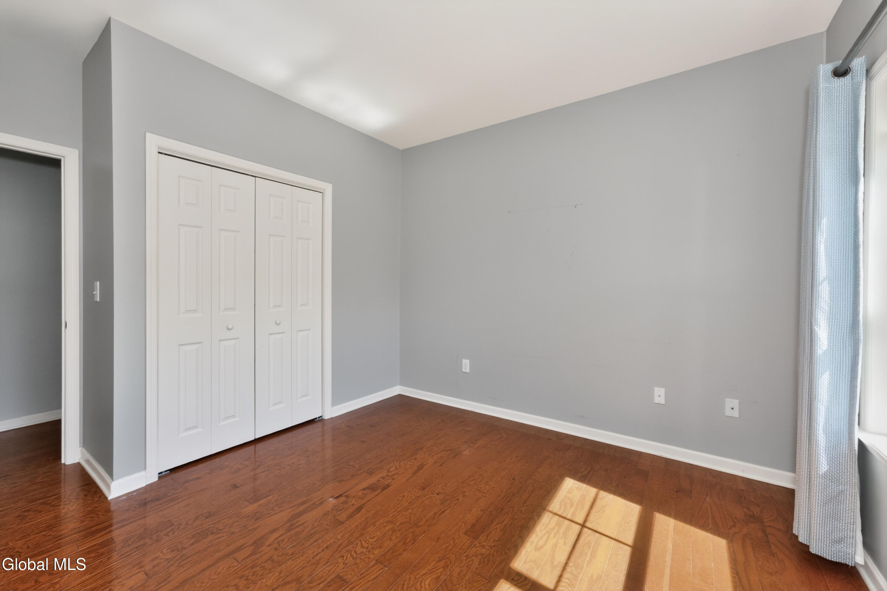 23 Stacey Court Cohoes NY 12047