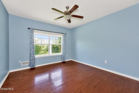 23 Stacey Court Cohoes NY 12047