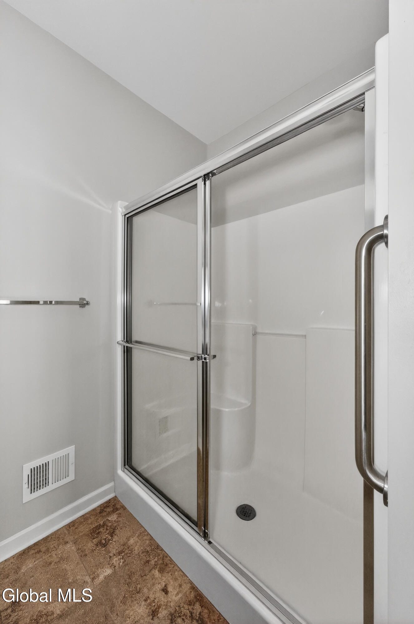 23 Stacey Court Cohoes NY 12047