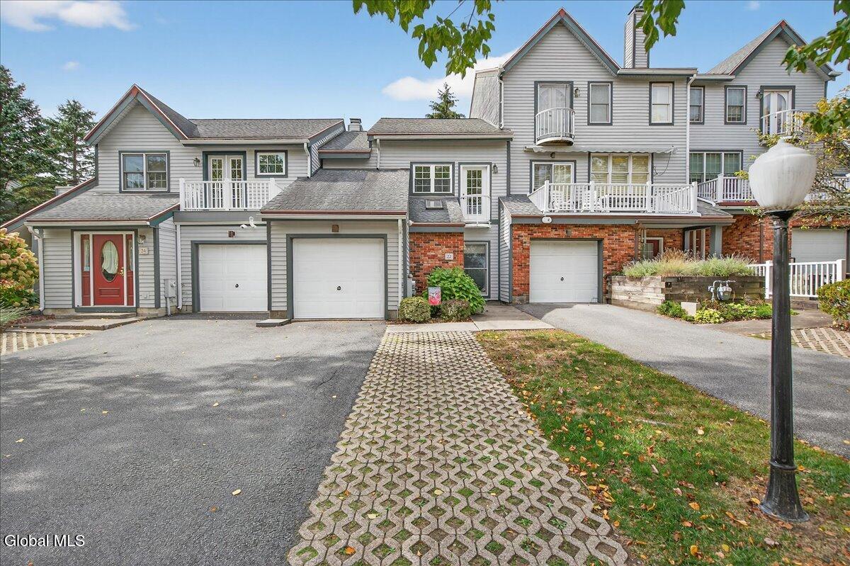 22 Lakeview Road Saratoga Springs NY 12866