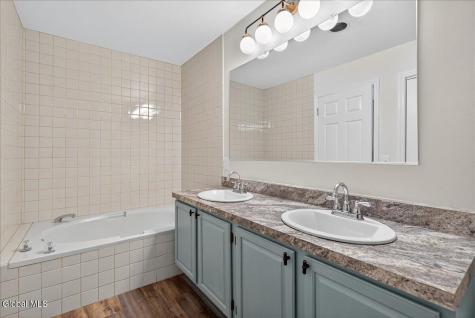 22 Lakeview Road Saratoga Springs NY 12866