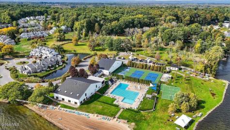22 Lakeview Road Saratoga Springs NY 12866