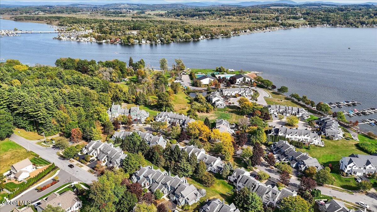 22 Lakeview Road Saratoga Springs NY 12866
