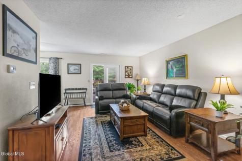60 Stoney Creek Drive Clifton Park NY 12065