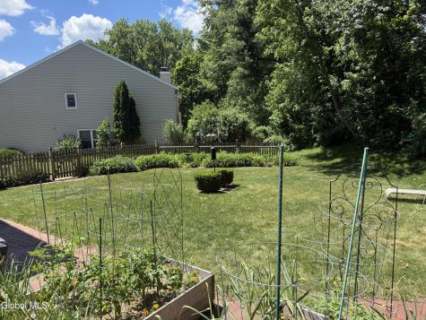 60 Stoney Creek Drive Clifton Park NY 12065