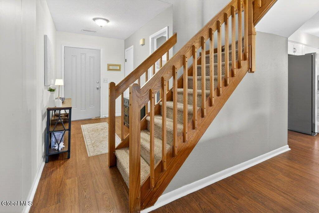 24 Harvard Road Watervliet NY 12189
