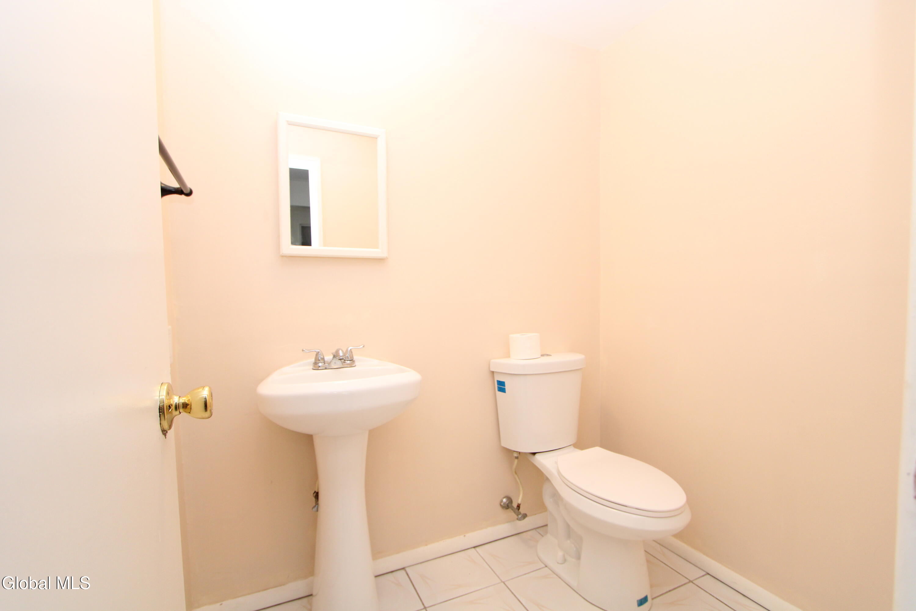 81 Yorkshire Drive East Greenbush NY 12061