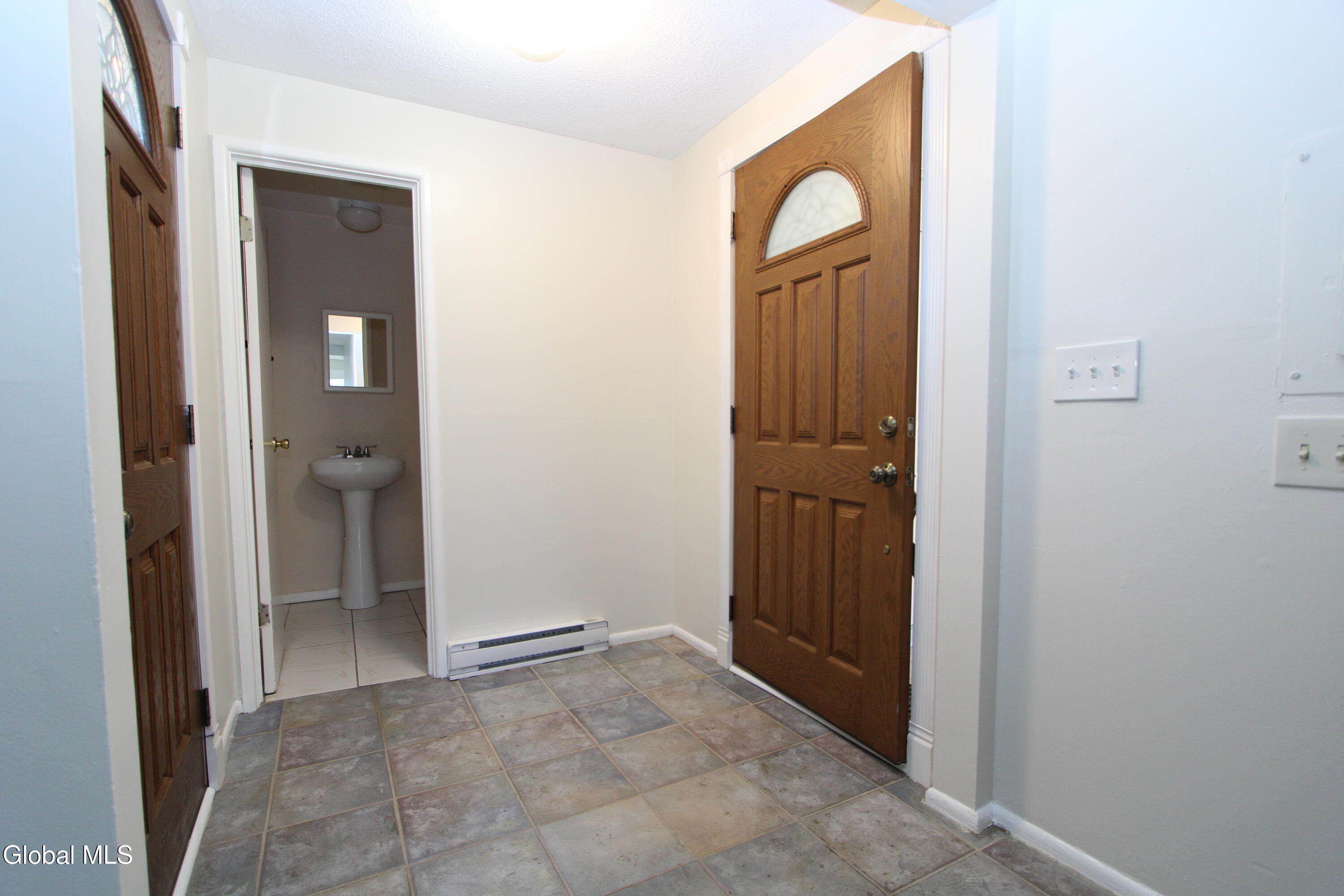 81 Yorkshire Drive East Greenbush NY 12061