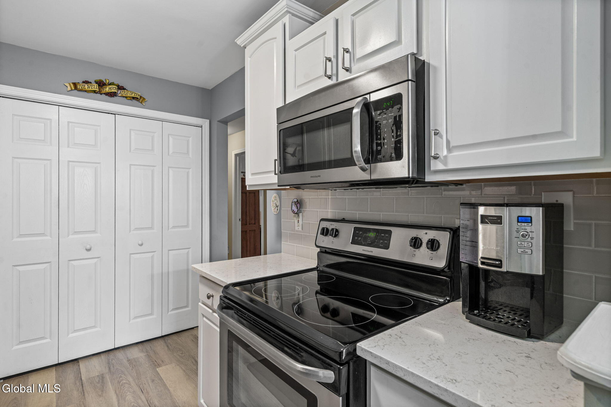 1200 Hillside Avenue Schenectady NY 12309
