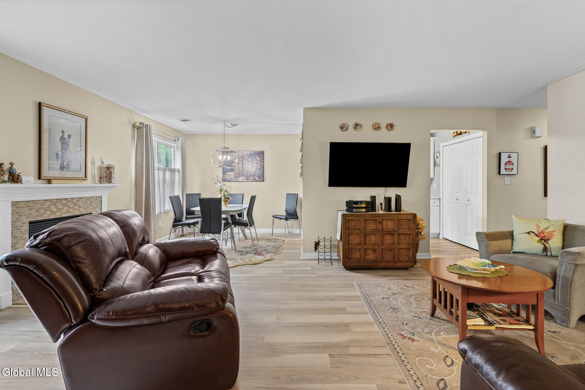 1200 Hillside Avenue Schenectady NY 12309
