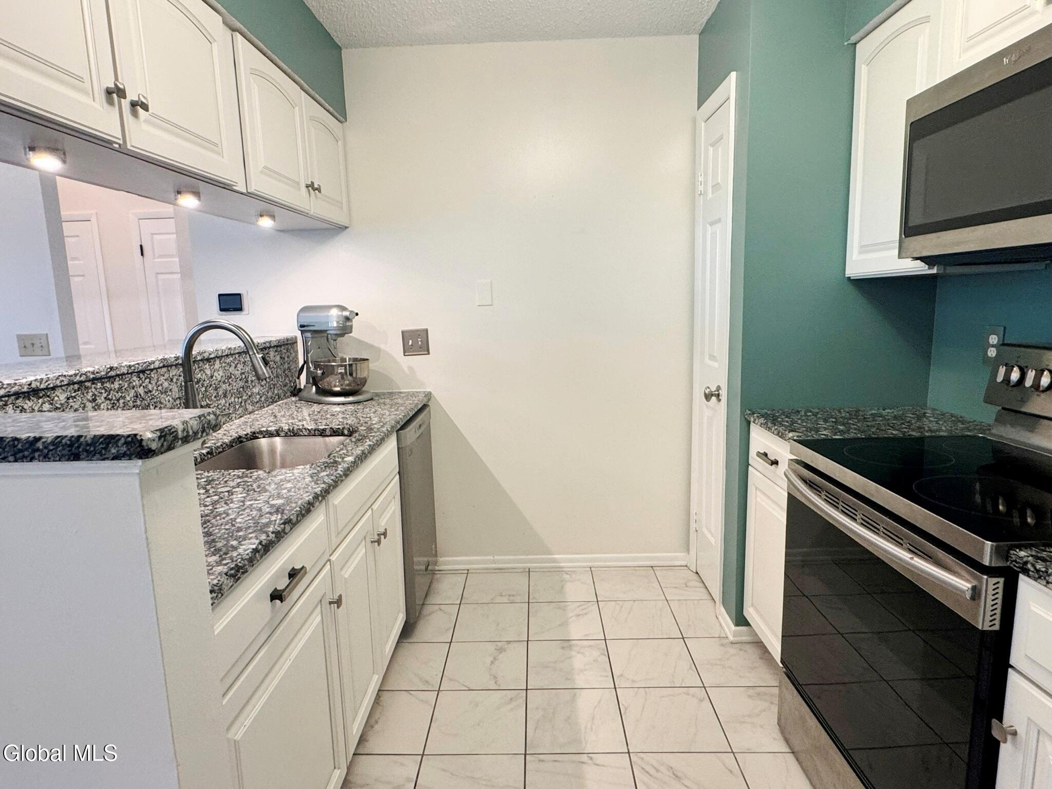 1511 Hampton Place Boulevard Troy NY 12180