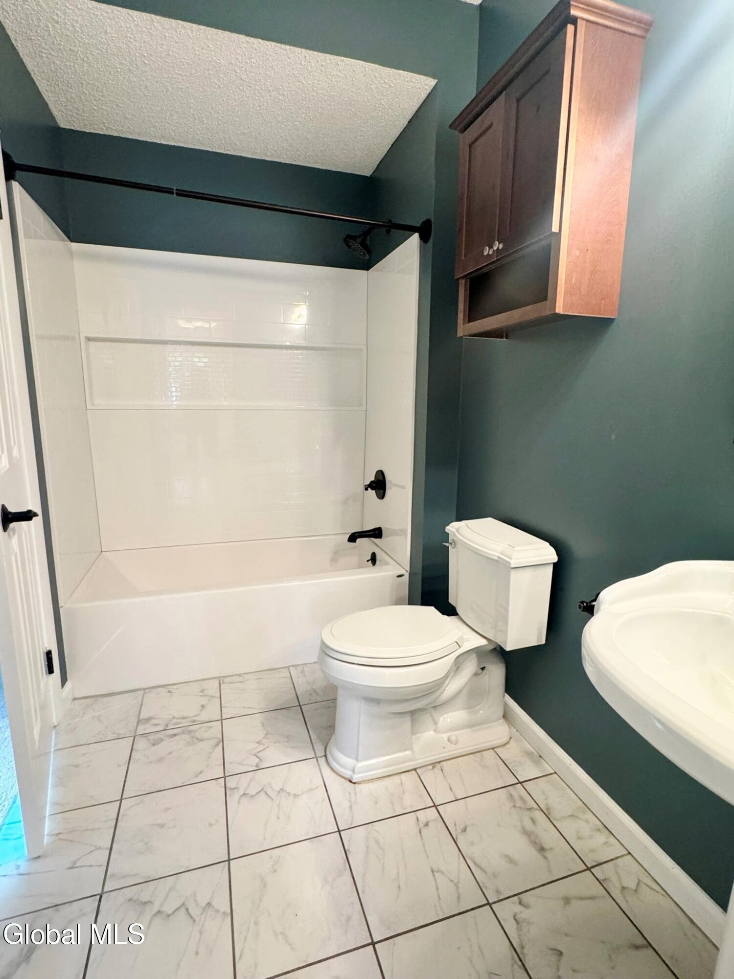 1511 Hampton Place Boulevard Troy NY 12180