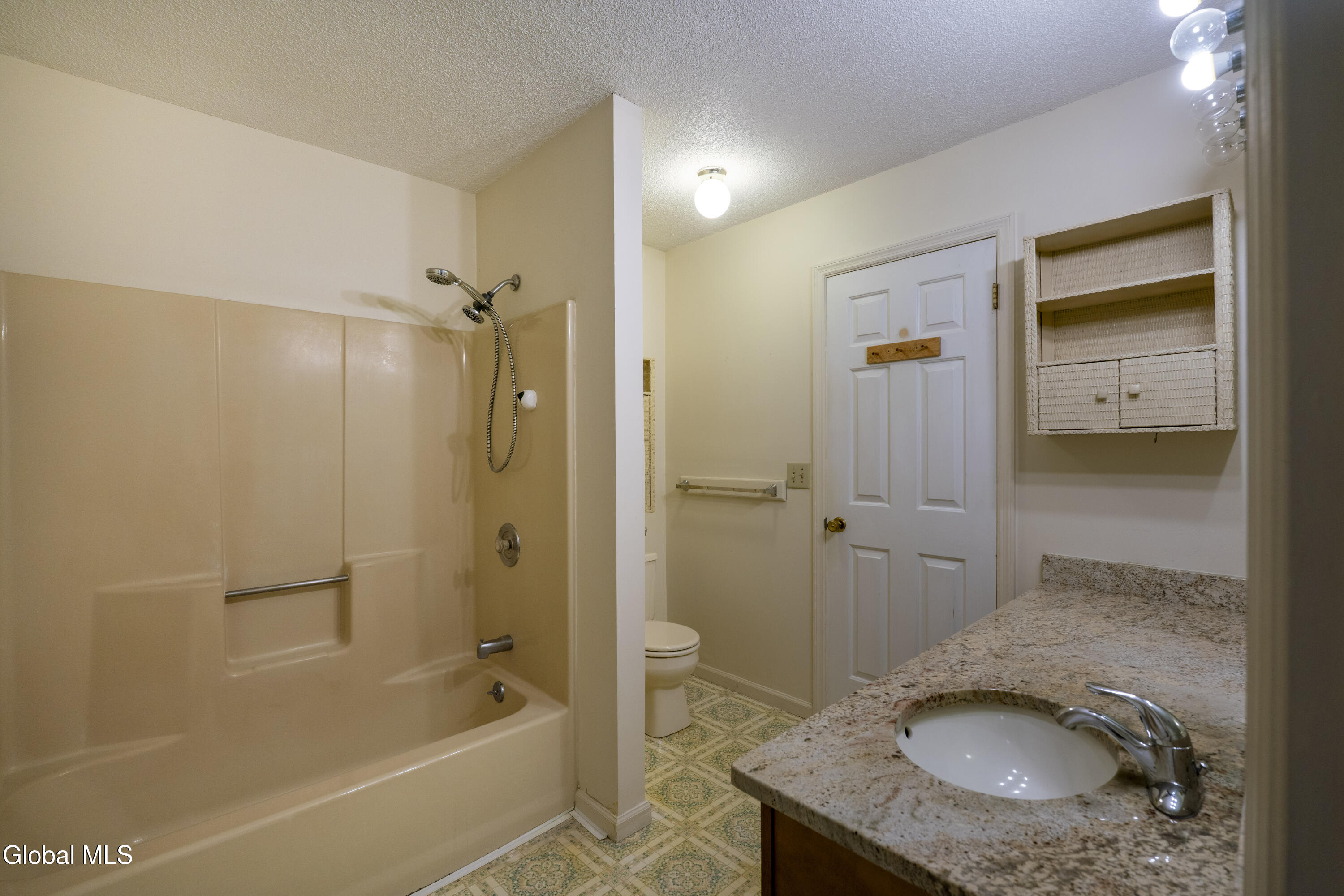23 Tompion Lane Saratoga Springs NY 12866