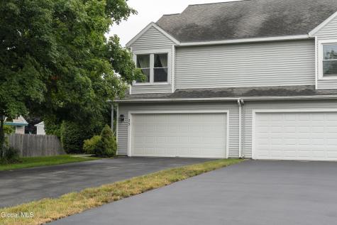 23 Tompion Lane Saratoga Springs NY 12866