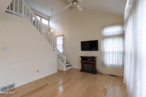 23 Tompion Lane Saratoga Springs NY 12866