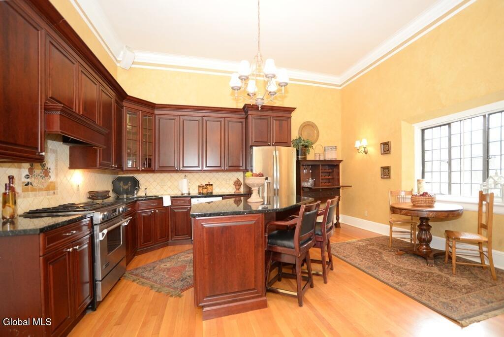 14 Talford Place Saratoga Springs NY 12866