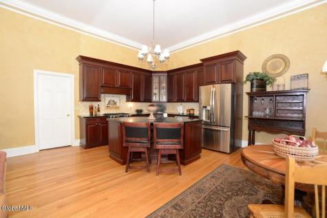 14 Talford Place Saratoga Springs NY 12866