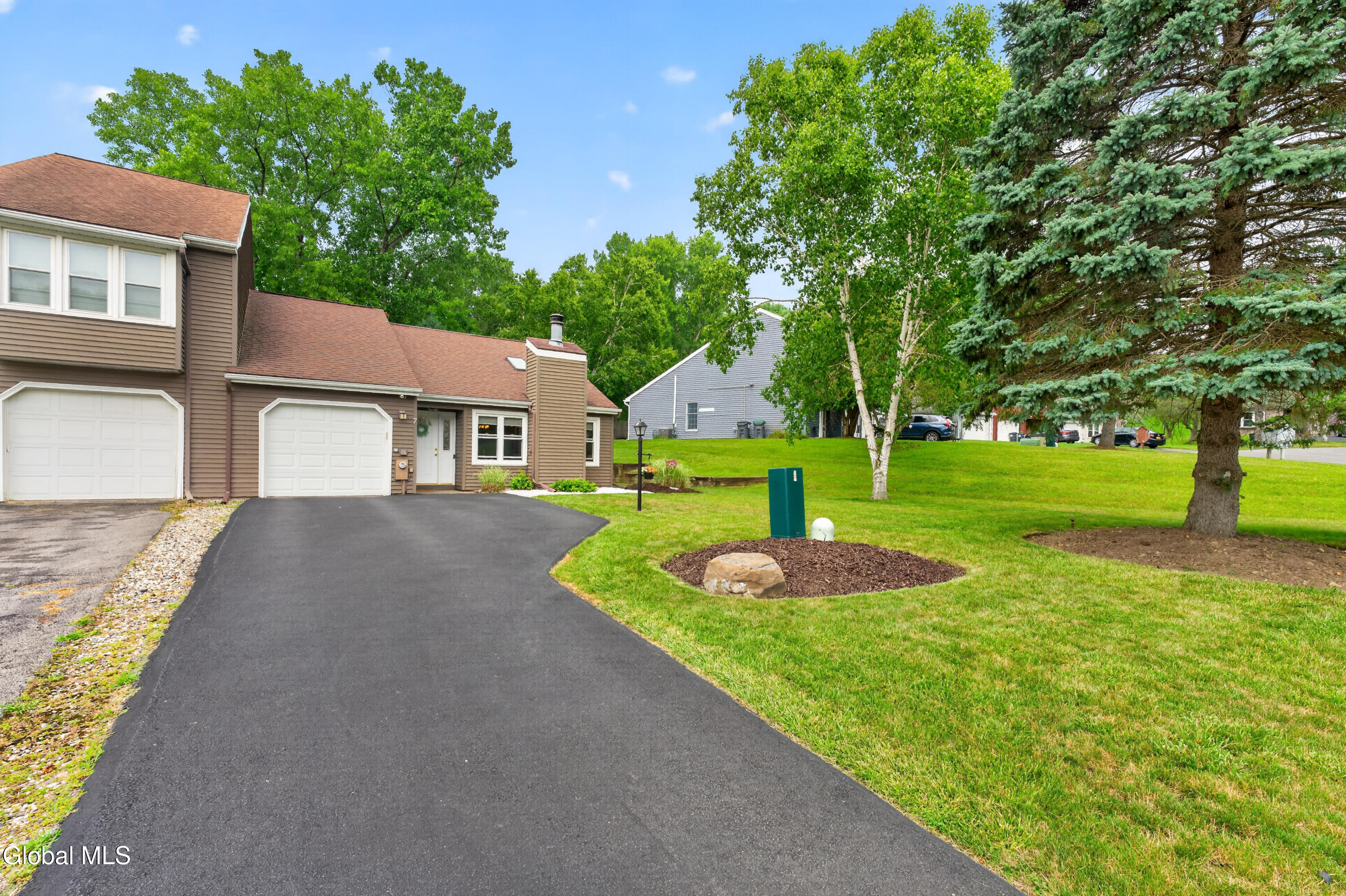 7 Westchester Court Clifton Park NY 12065