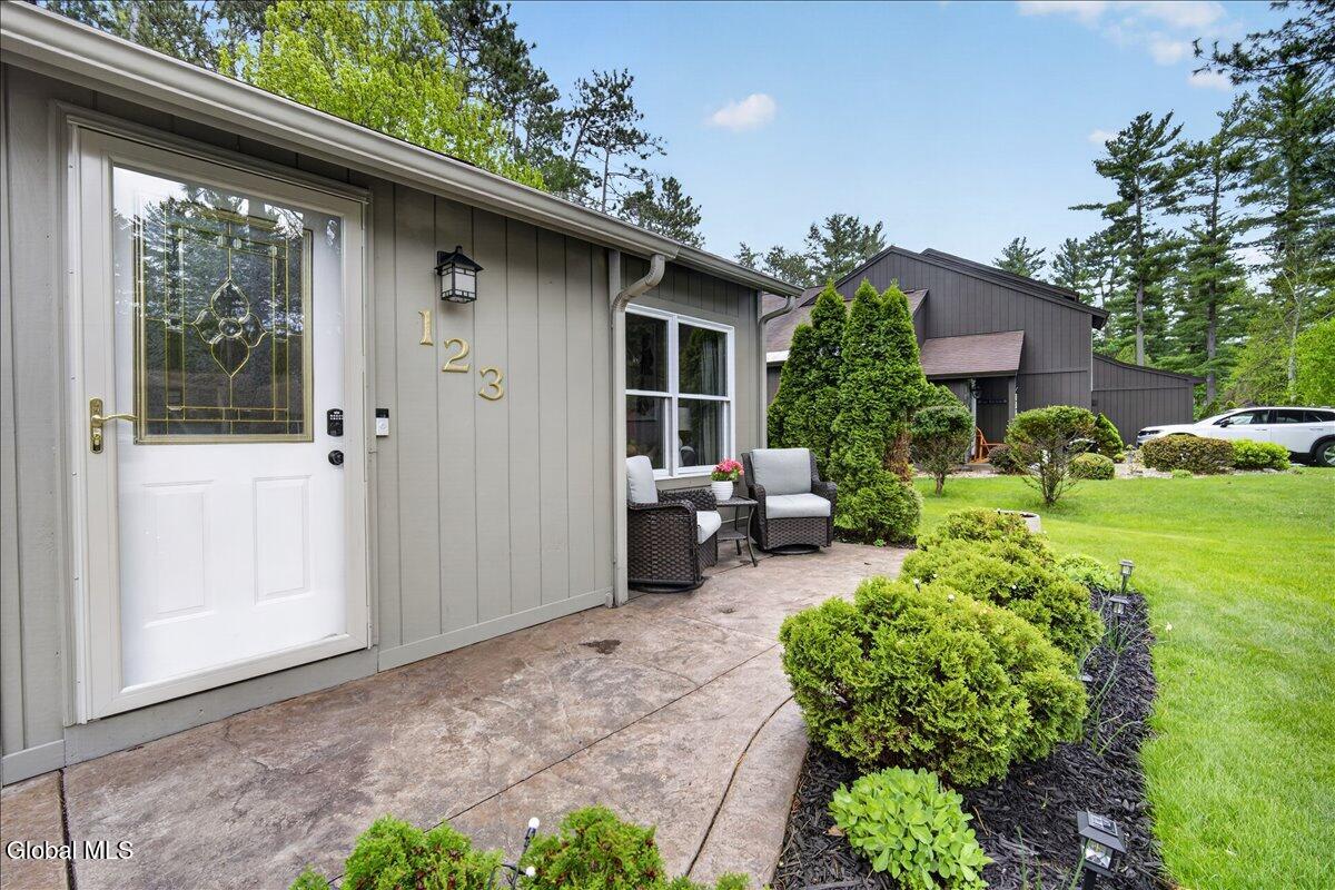 123 Thimbleberry Road Malta NY 12020