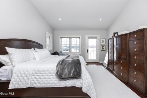 4 Beach Court Saratoga Springs NY 12866