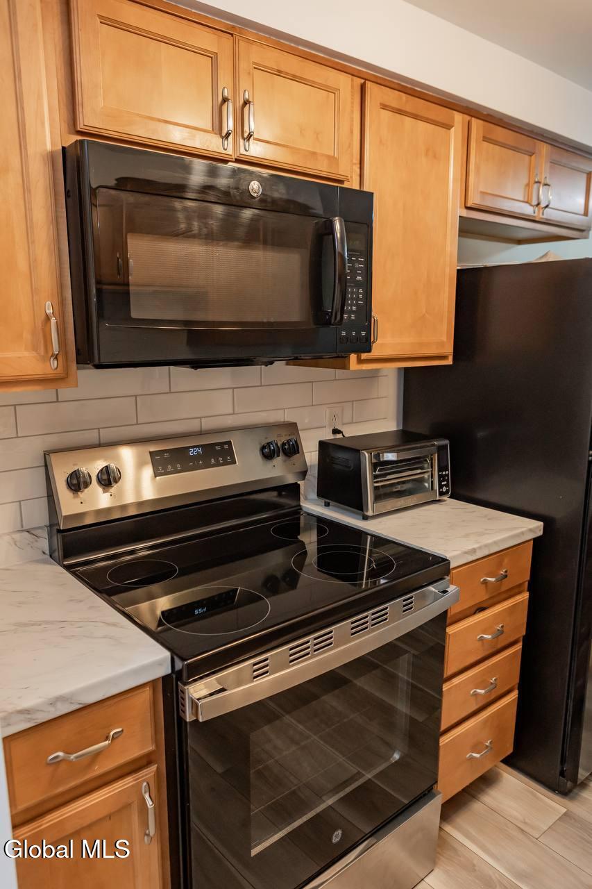 356 N Village Boulevard Baldwinsville NY 13027
