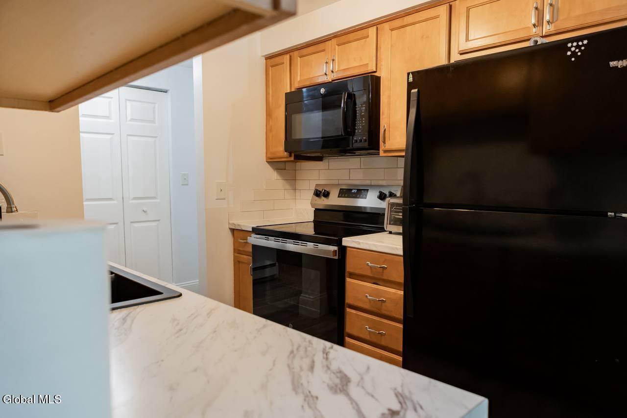 356 N Village Boulevard Baldwinsville NY 13027