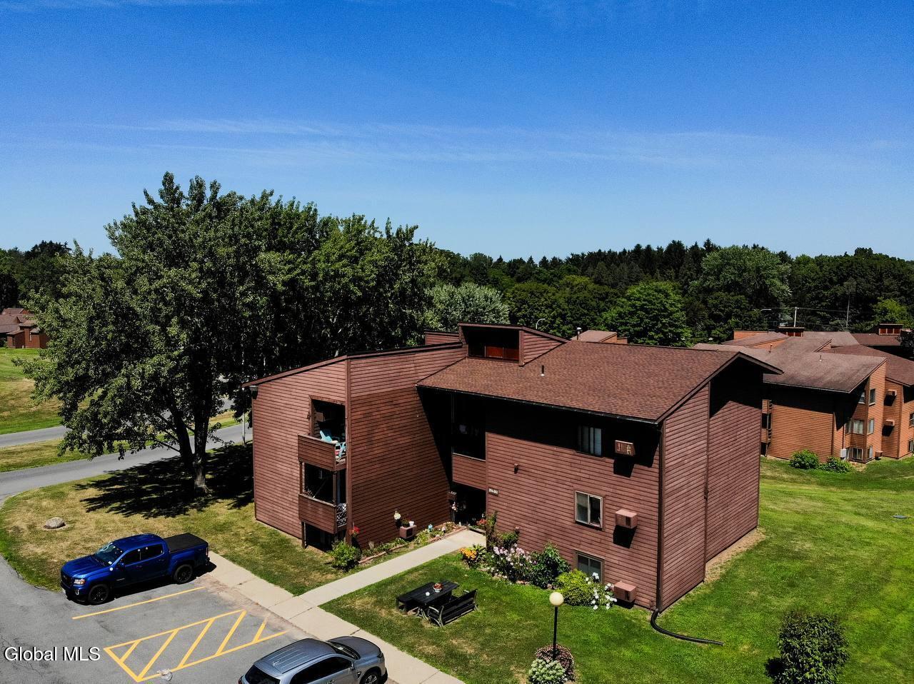 356 N Village Boulevard Baldwinsville NY 13027