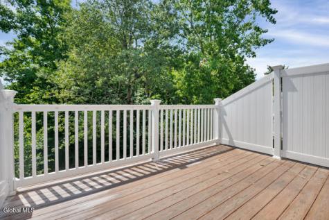 4102 Brunswick Meadows Way Troy NY 12182