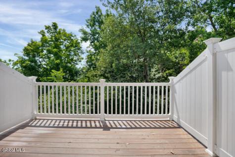 4102 Brunswick Meadows Way Troy NY 12182