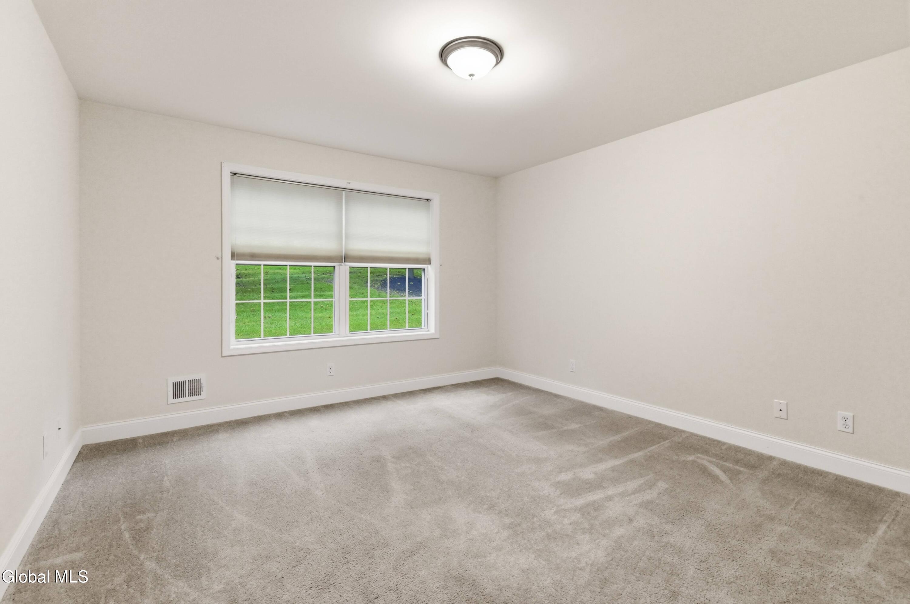 301 Royale Court Troy NY 12180