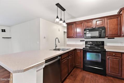 301 Royale Court Troy NY 12180