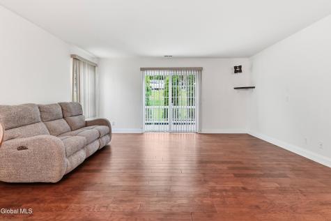 301 Royale Court Troy NY 12180