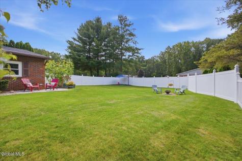 2C Deer Creek Clifton Park NY 12065