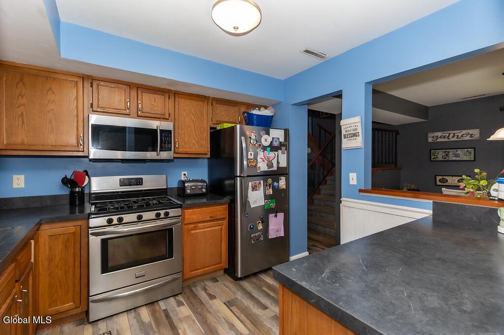 24 Brenden Court Clifton Park NY 12065