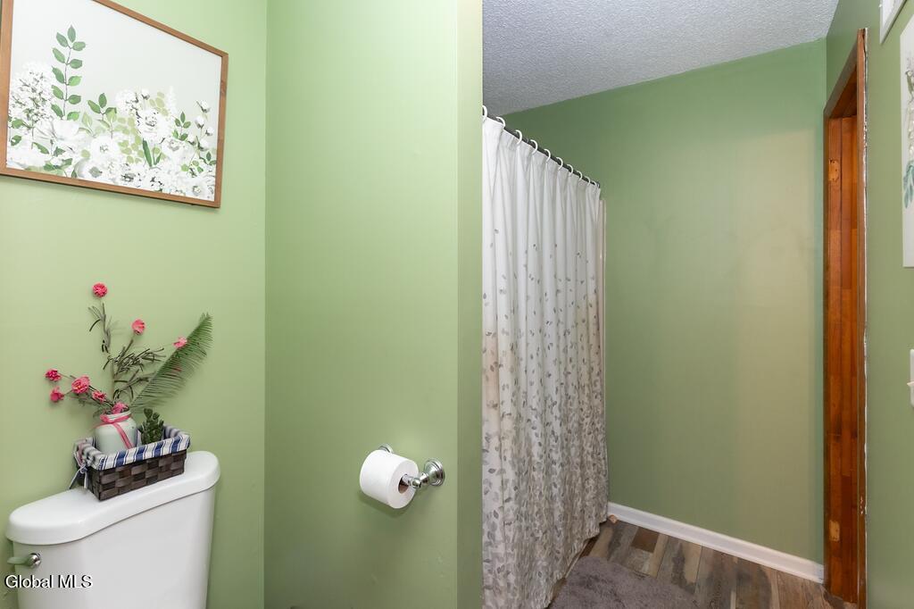 24 Brenden Court Clifton Park NY 12065